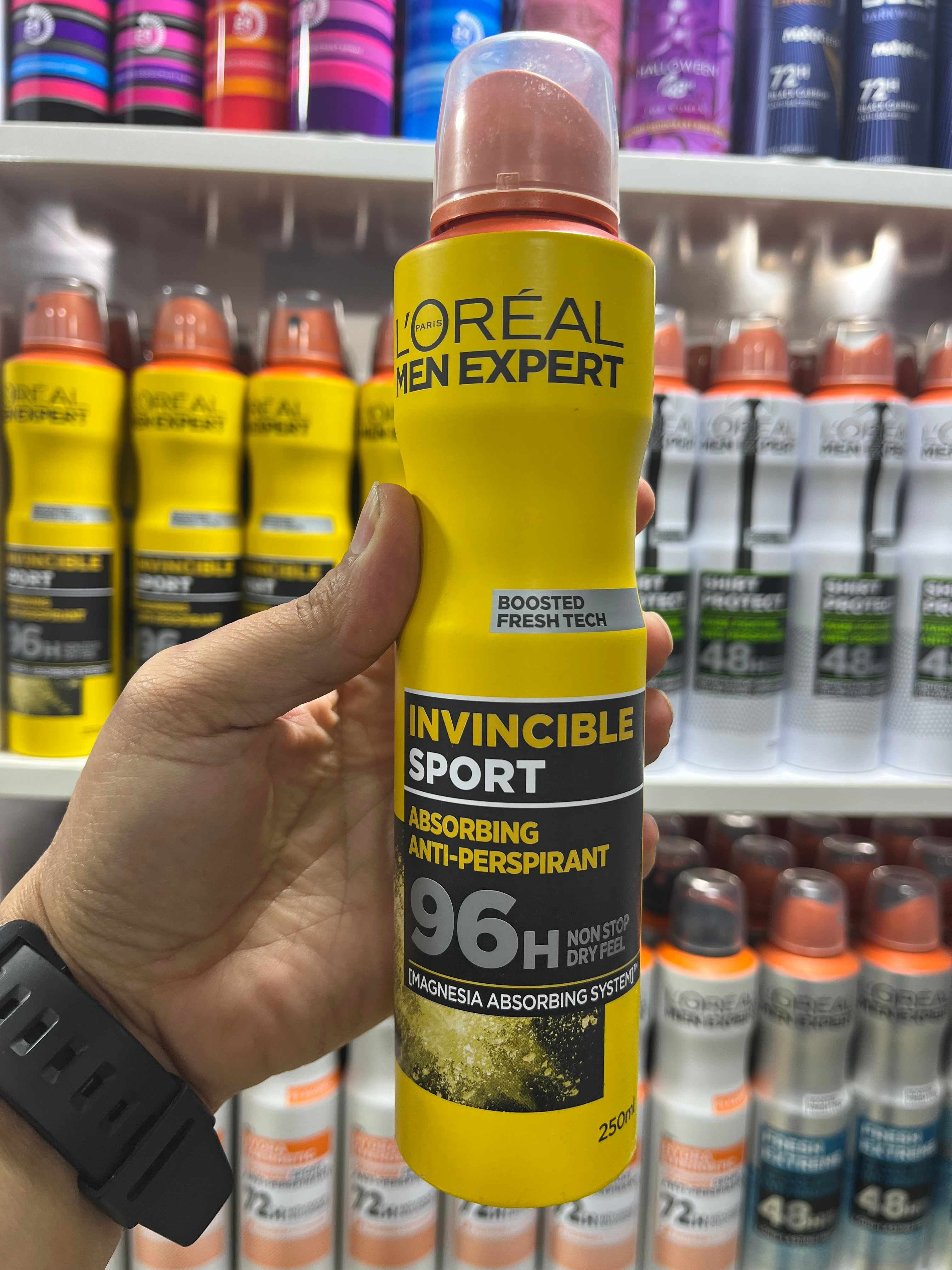 اسپری ضد تعریق لورآل مدل Invincible Sport حجم ۲۵۰ میلی‌لیتر مردانه با ماندگاری ۹۶ ساعت(اصل)