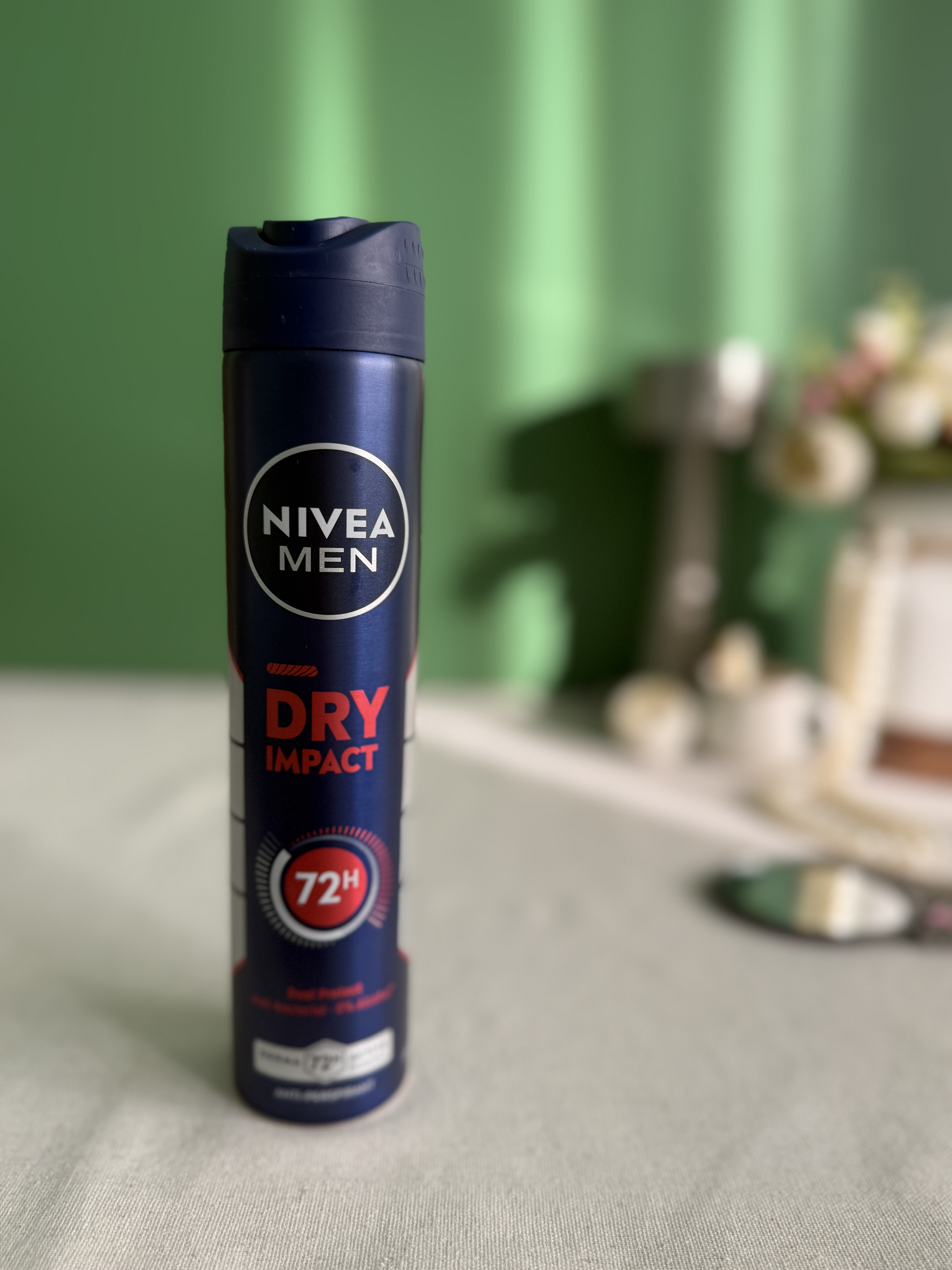 اسپری ضد تعریق مردانه مدل Dry Impact 72h حجم 200میلی لیتر