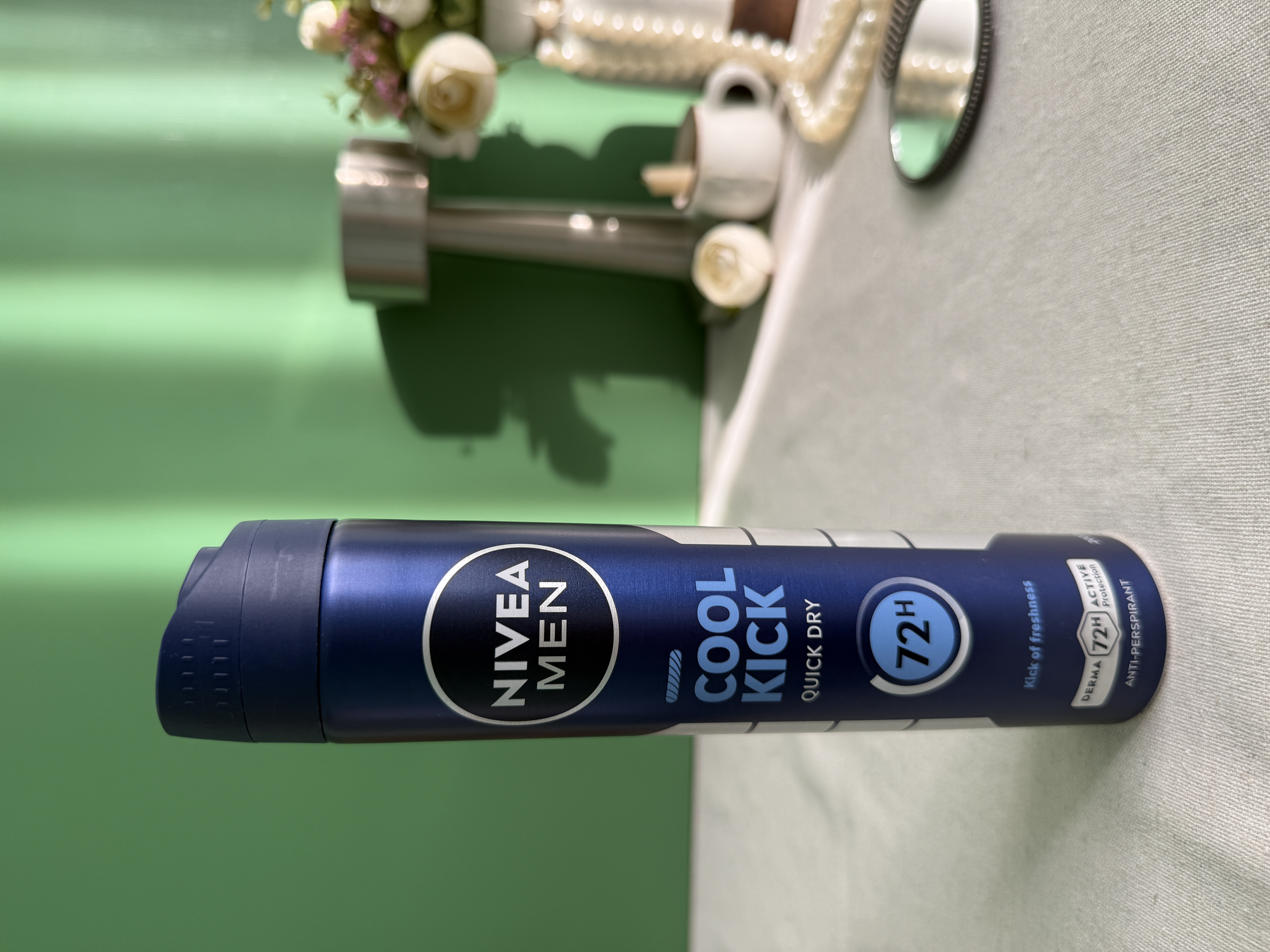 اسپری ضد تعریق مردانه نیوآ من Nivea Men مدل  200 میلCool Kick